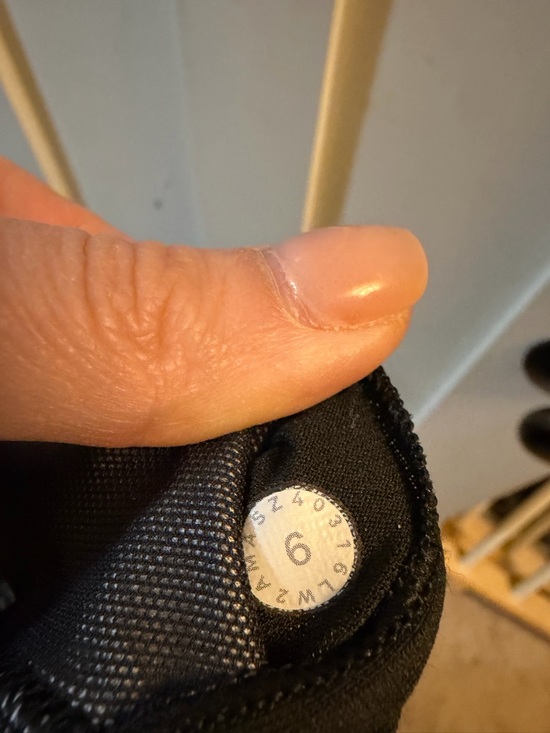 Lululemon Rise and Run Flahsback Static Black White Size 6 - Picture 4 of 4